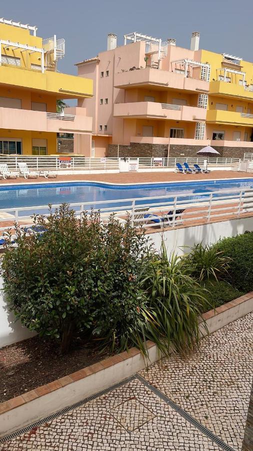 Royal Cabanas Golf Blue Condominio Privado Sossegado - Reservas De Sabado A Sabado Conceicao  Экстерьер фото